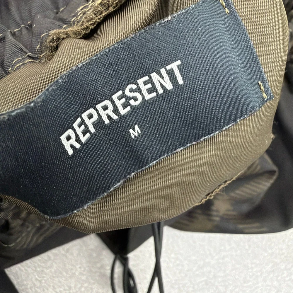 Represent this listing